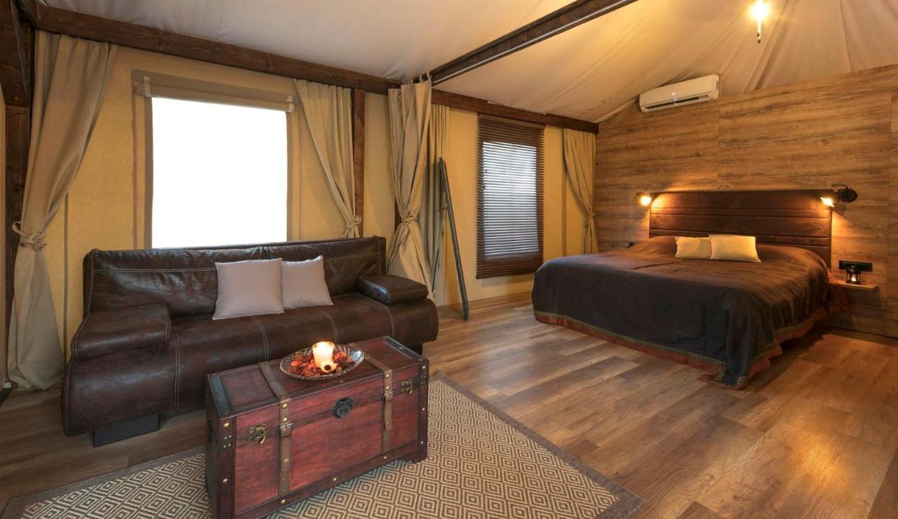 Glamping Tents And Mobile Homes Trasorka Veli Lošinj Buitenkant foto